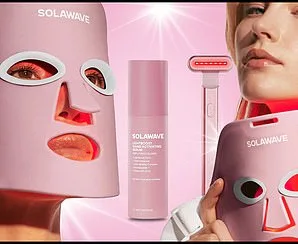 Sabrina Carpenter et Reese Witherspoon adorent les outils révolutionnaires de thérapie rouge de Solawave - et ils ont 35% de réduction en ce moment!